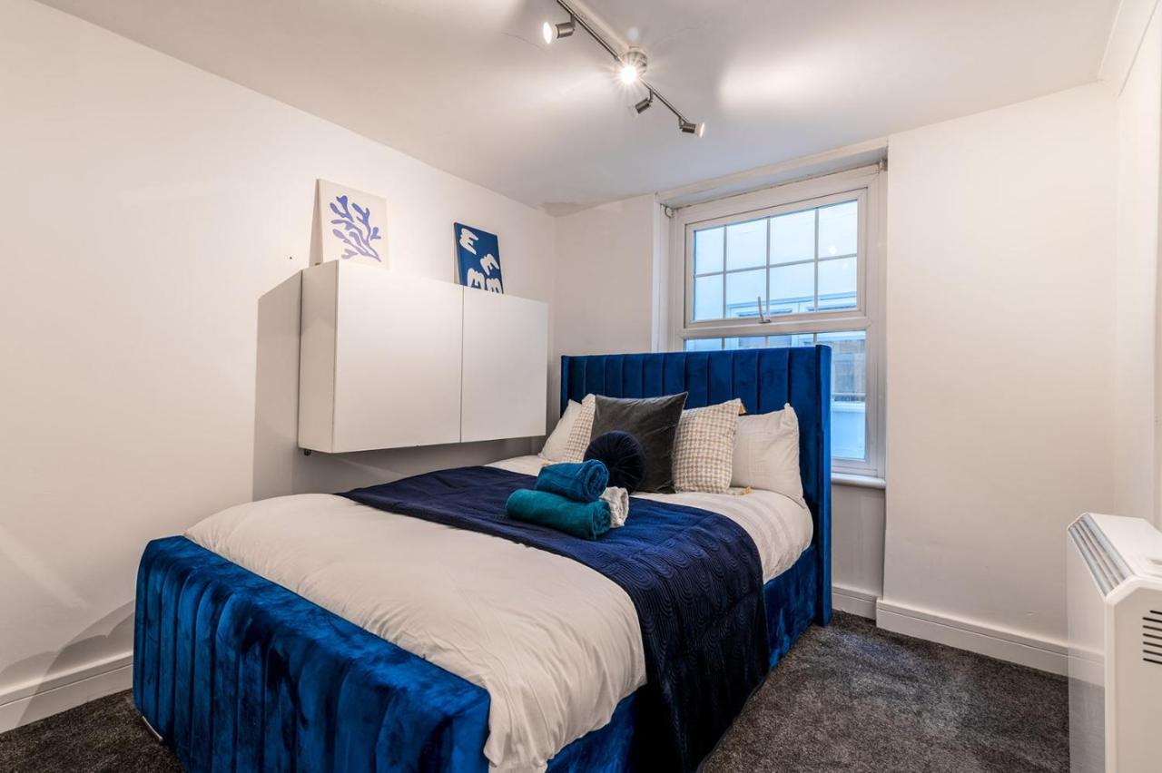 Modern One Bedroom Apartments In ブライトン エクステリア 写真