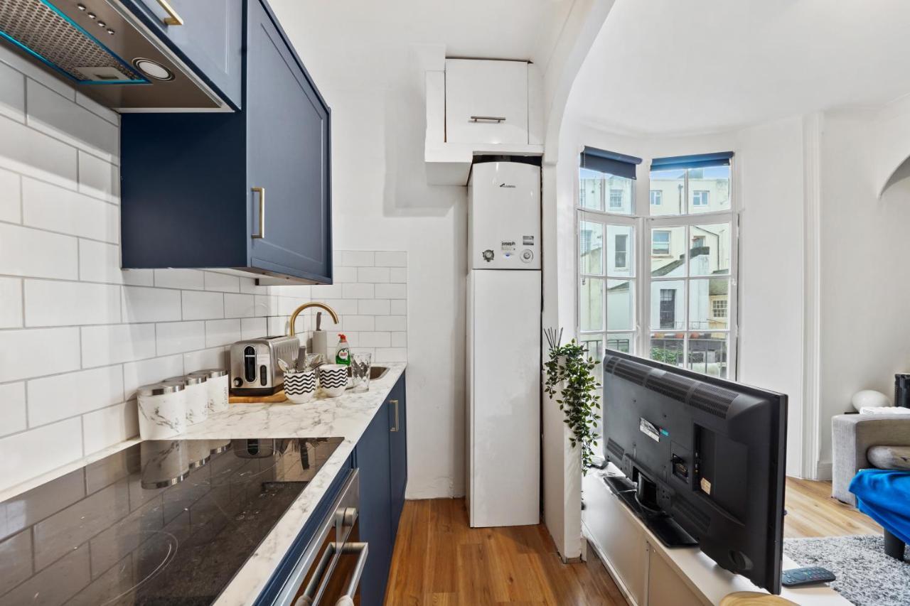 Modern One Bedroom Apartments In ブライトン エクステリア 写真
