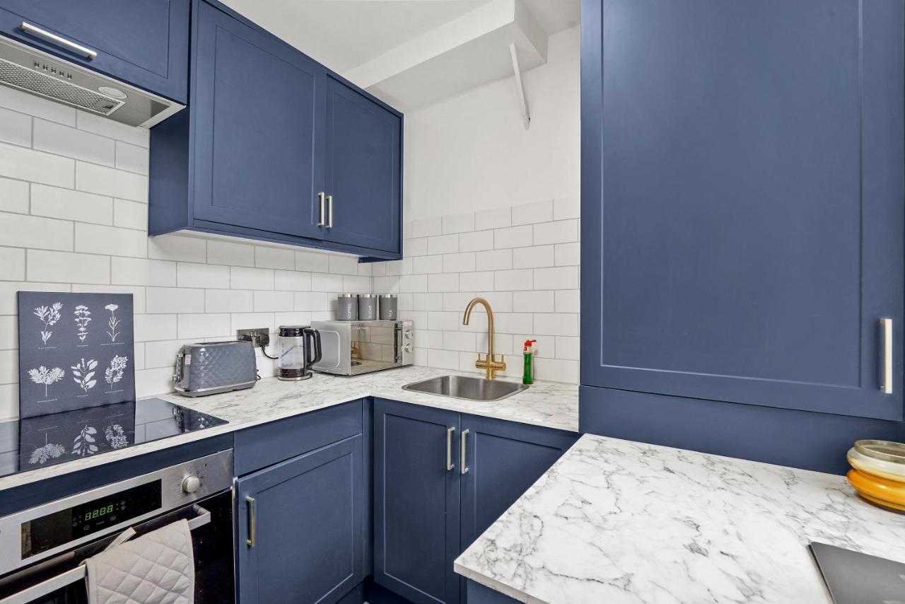 Modern One Bedroom Apartments In ブライトン エクステリア 写真